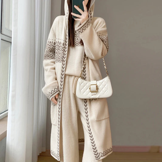 141 - Woll Cardigan Damen Lang Mit Kapuze