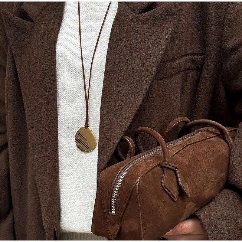 008 - Lange Wildlederjacke Damen – Modern & Elegant