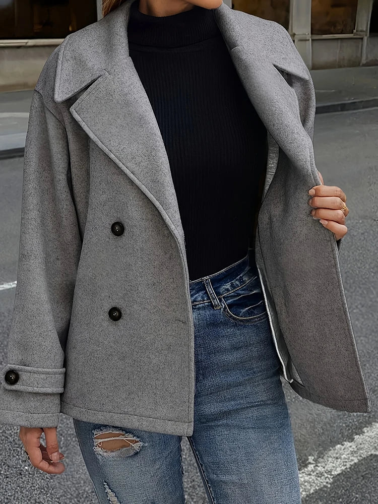 081 - Damen Wollmantel mit großem Kragen – Zweireihig & Elegant