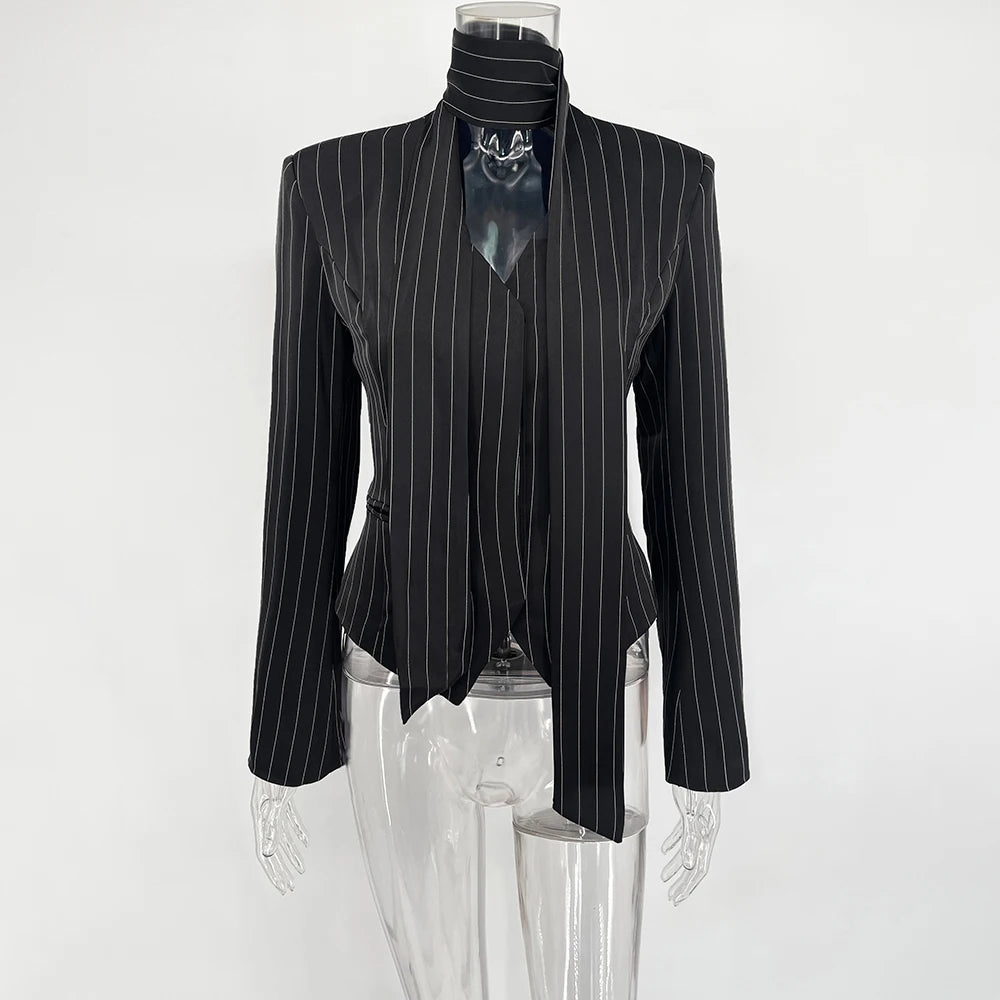 034 - Gestreifter Blazermantel Damen – Elegant & Tailliert