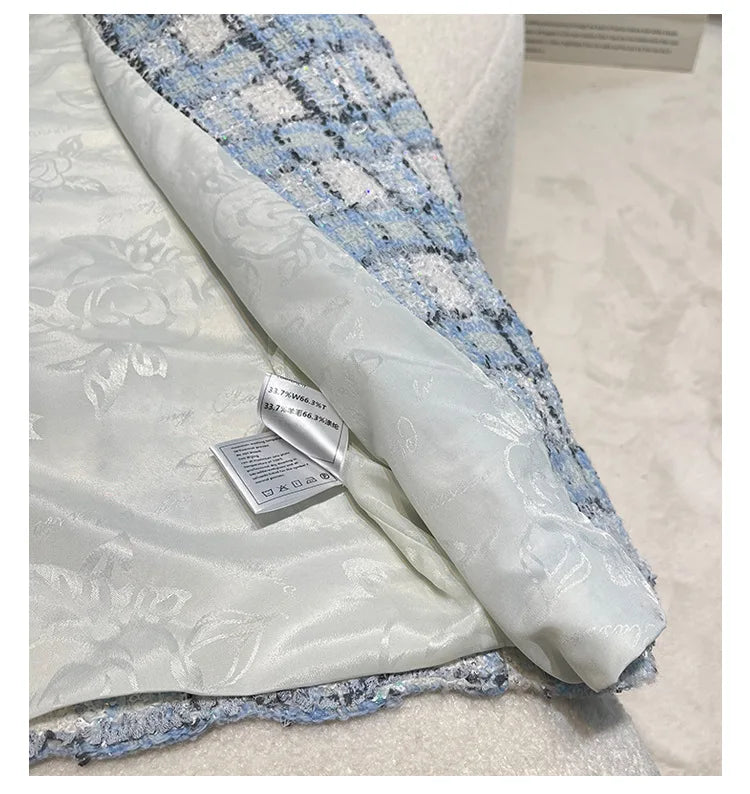 021 - Tweedmantel Damen – Kariert & Elegant