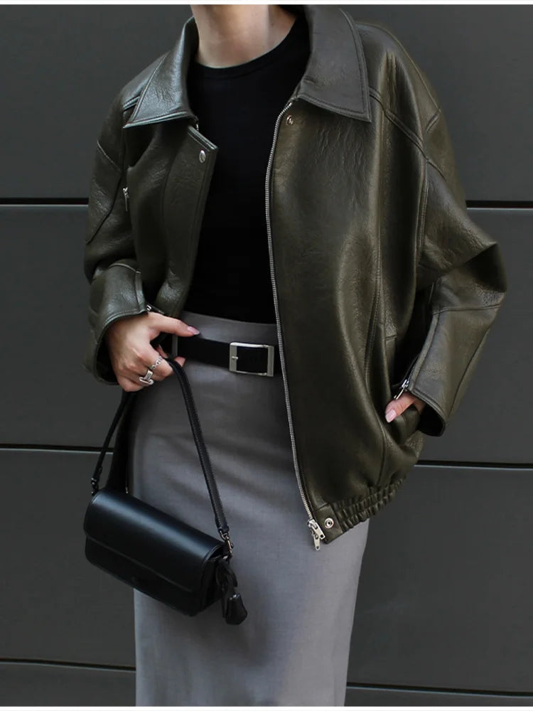 068 - Kunstlederjacke Damen – Kurz & Modern