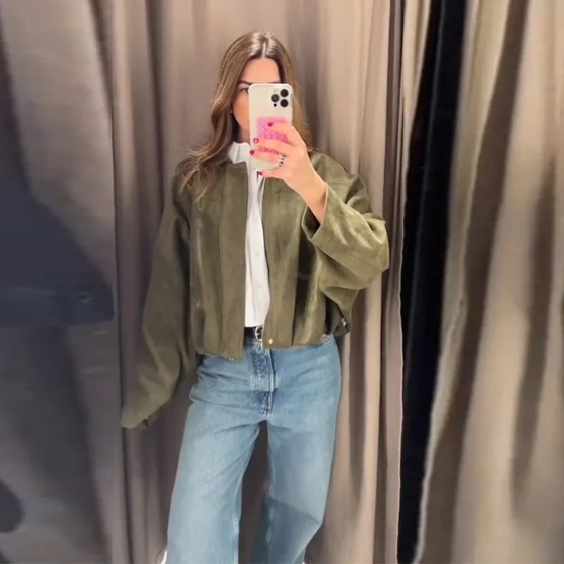 055 - Suede Bomber Jacket Damen – Modern & Stylisch