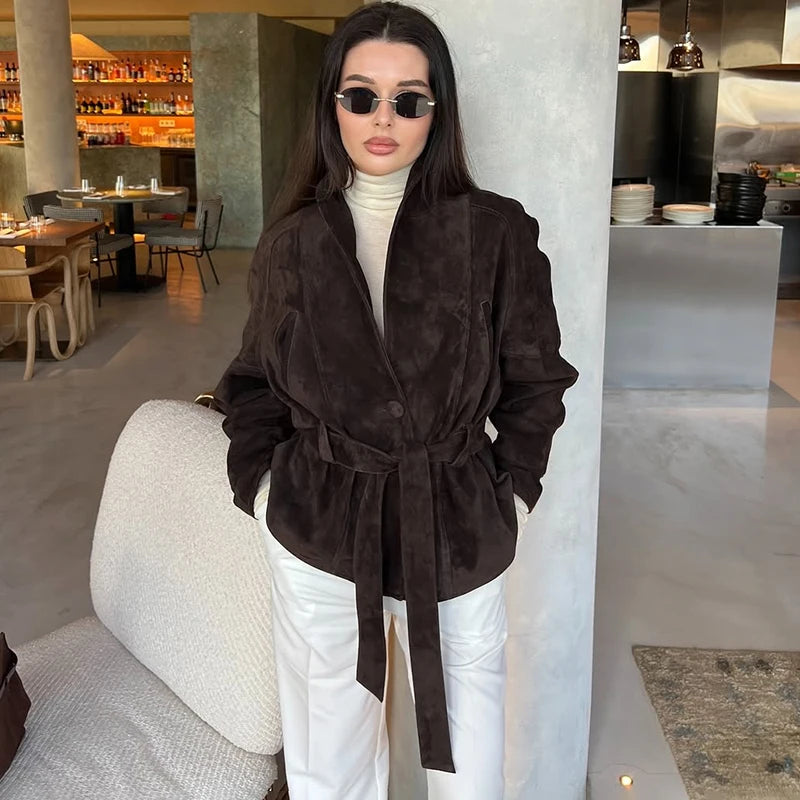 058 - Suede-Jacke Damen – Tailliert & Modern