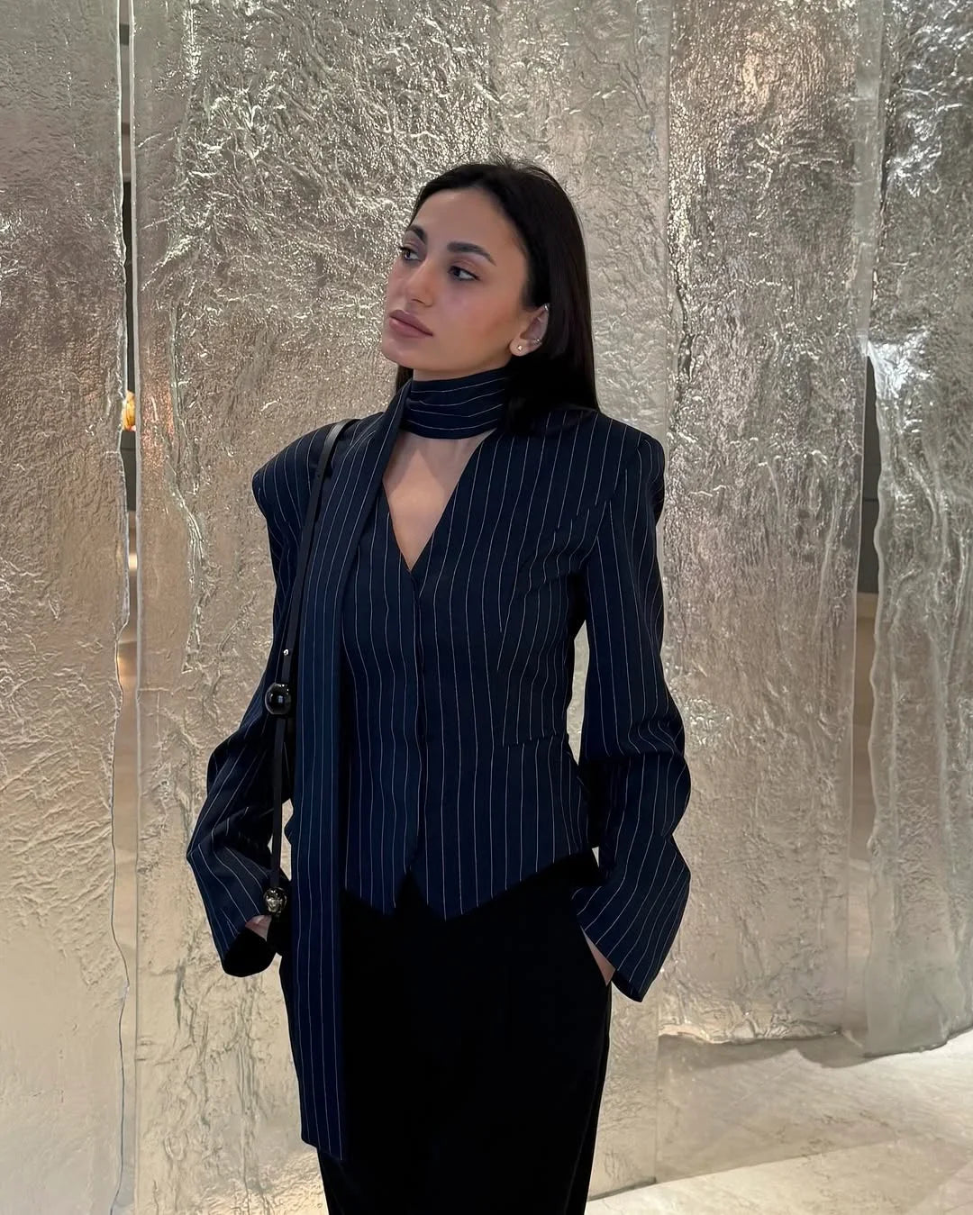 019 - Gestreifter Blazer Damen – Modern & Elegant