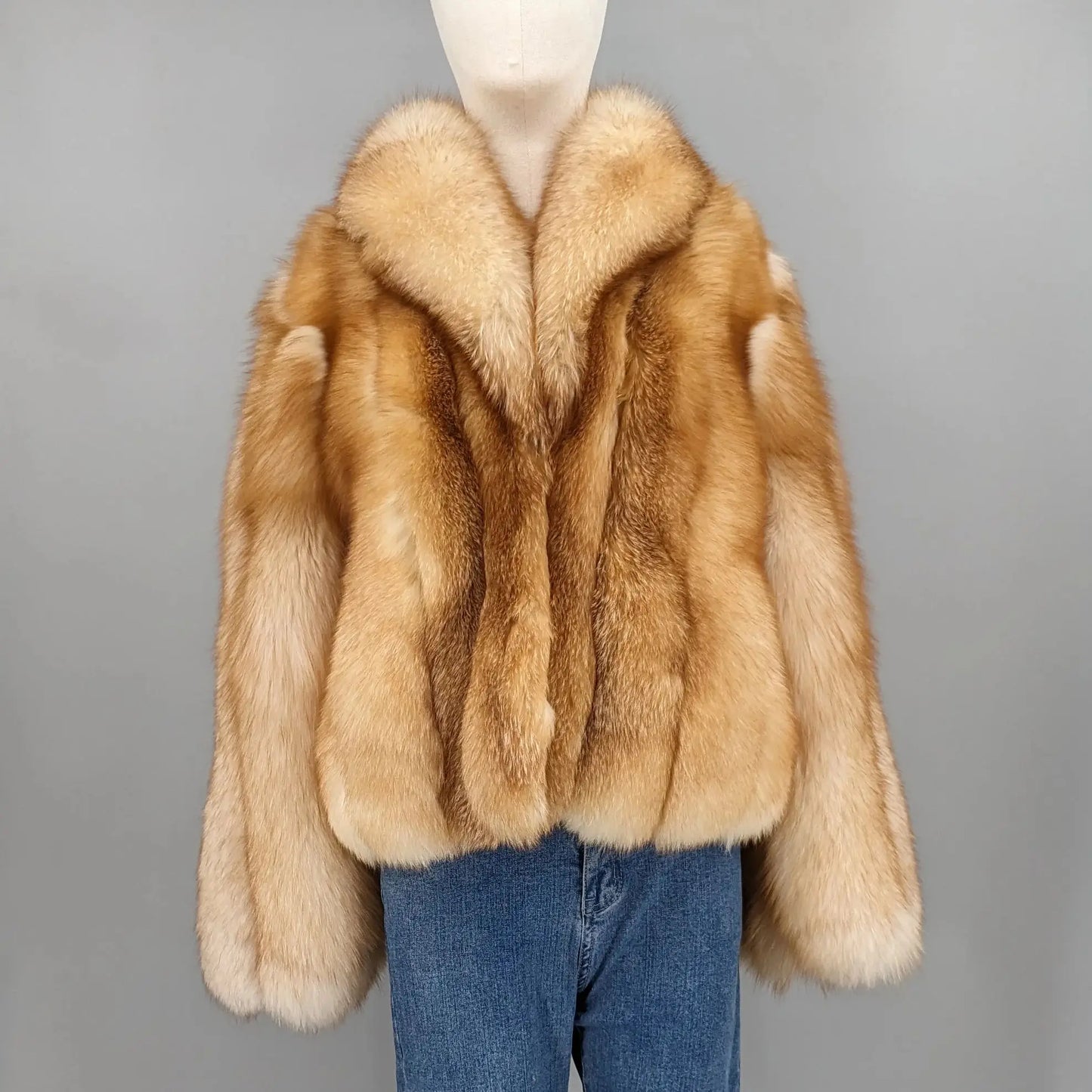 000 - Echter Fuchspelz-Mantel für Damen – Warm & Elegant