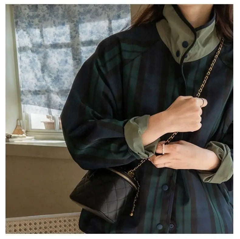 017 - Reversible Kurzjacke Damen – Elegant & Modern