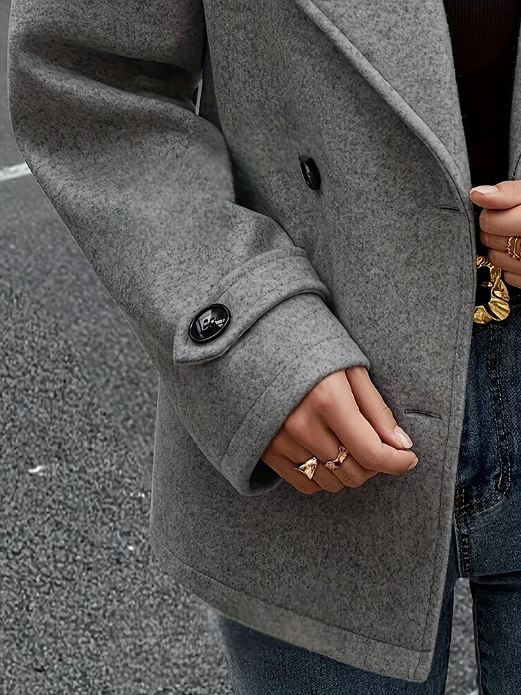 081 - Damen Wollmantel mit großem Kragen – Zweireihig & Elegant