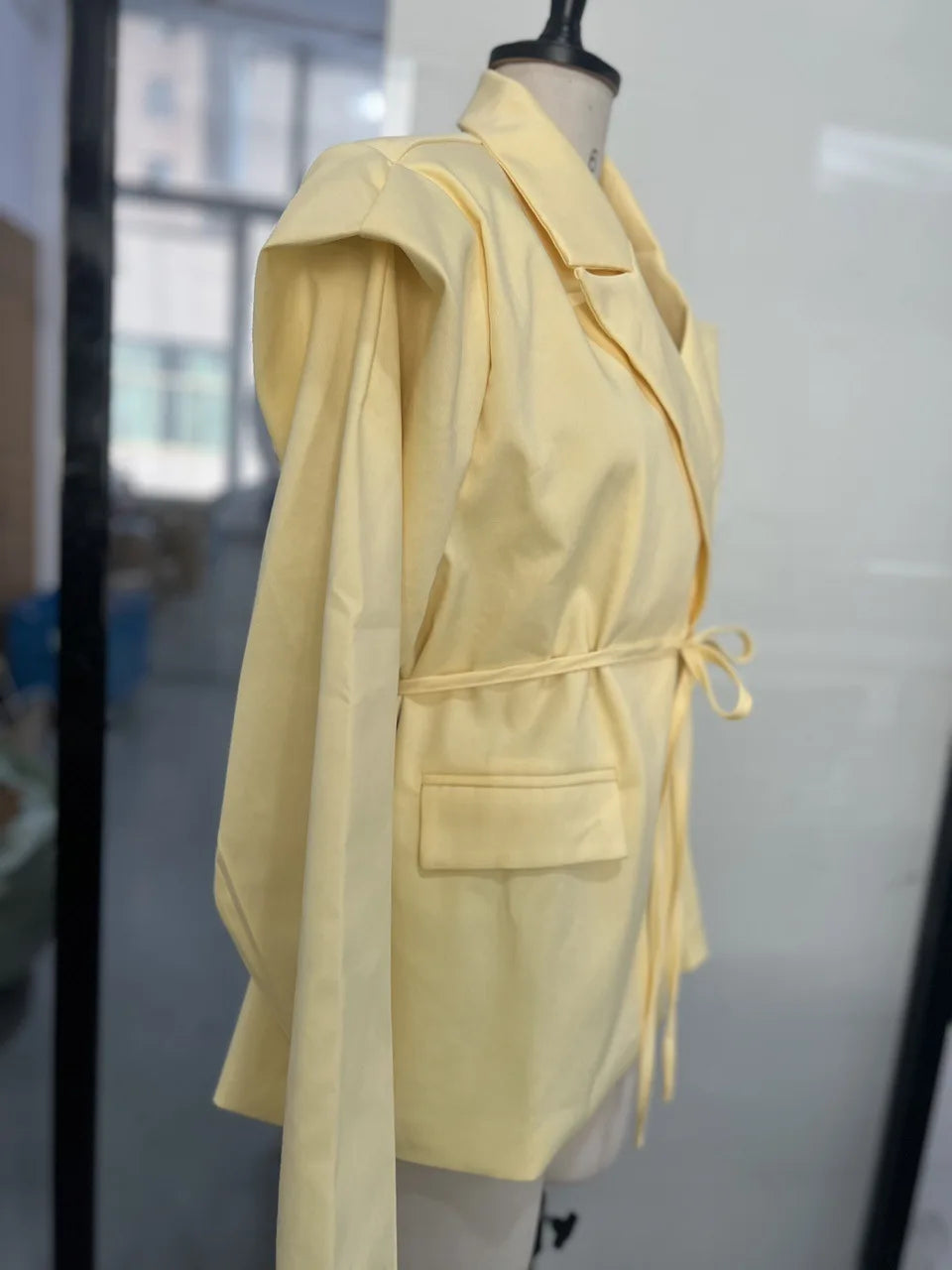 069 - Patchwork Blazer Damen – Elegant & Modern