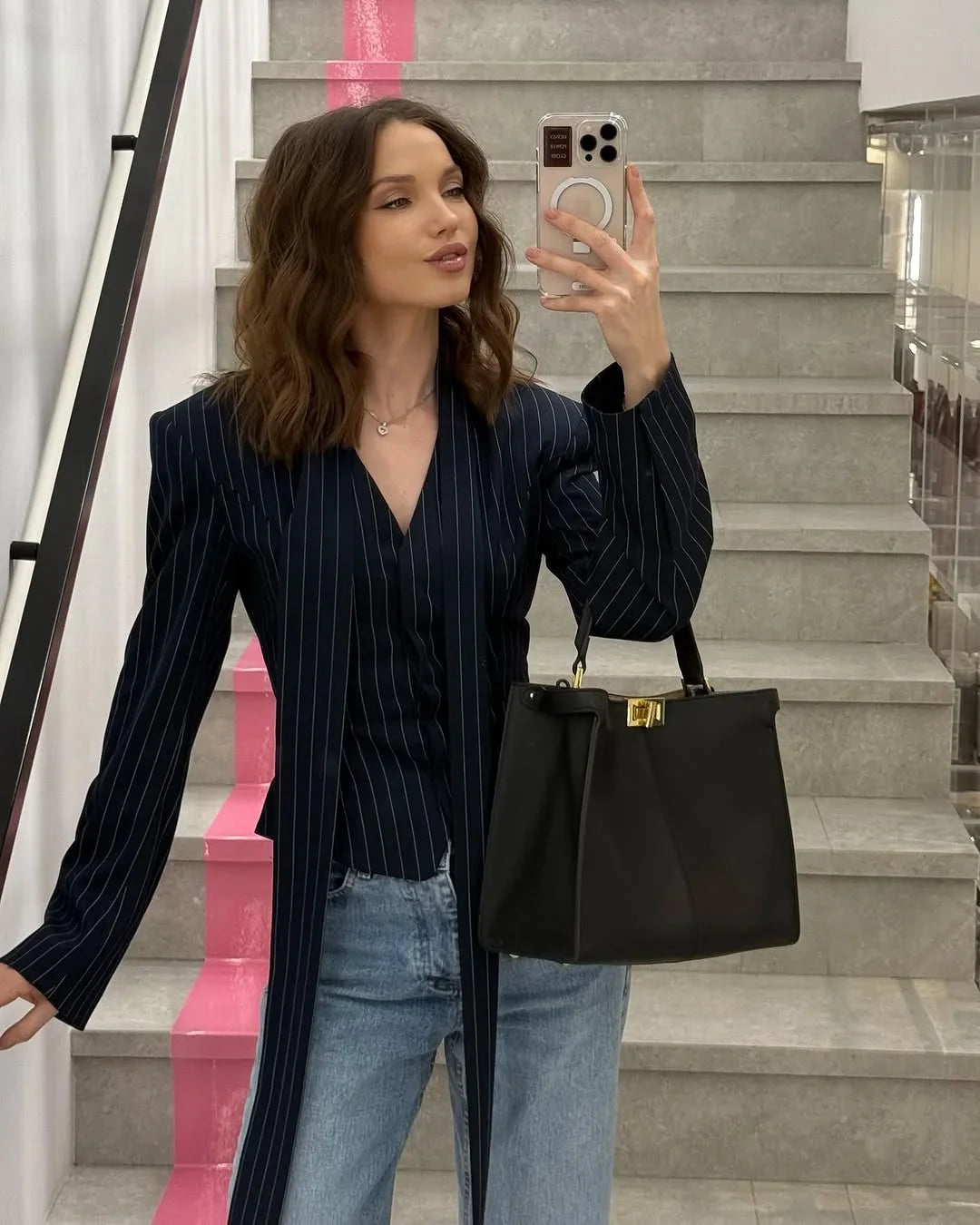 019 - Gestreifter Blazer Damen – Modern & Elegant