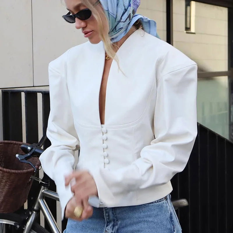 053 - Kurzblazer Damen – Elegant & Modern