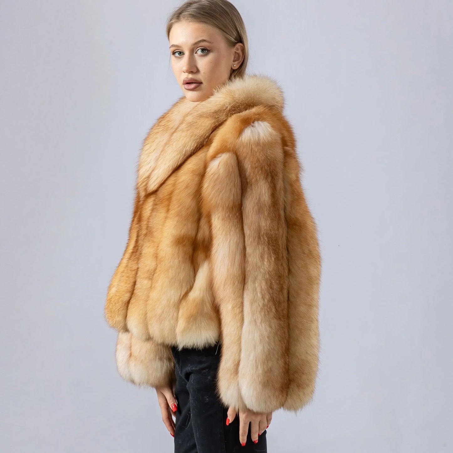 000 - Echter Fuchspelz-Mantel für Damen – Warm & Elegant