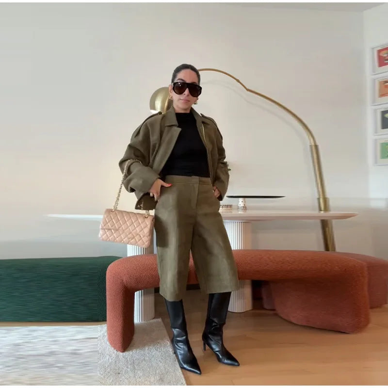 055 - Suede Bomber Jacket Damen – Modern & Stylisch