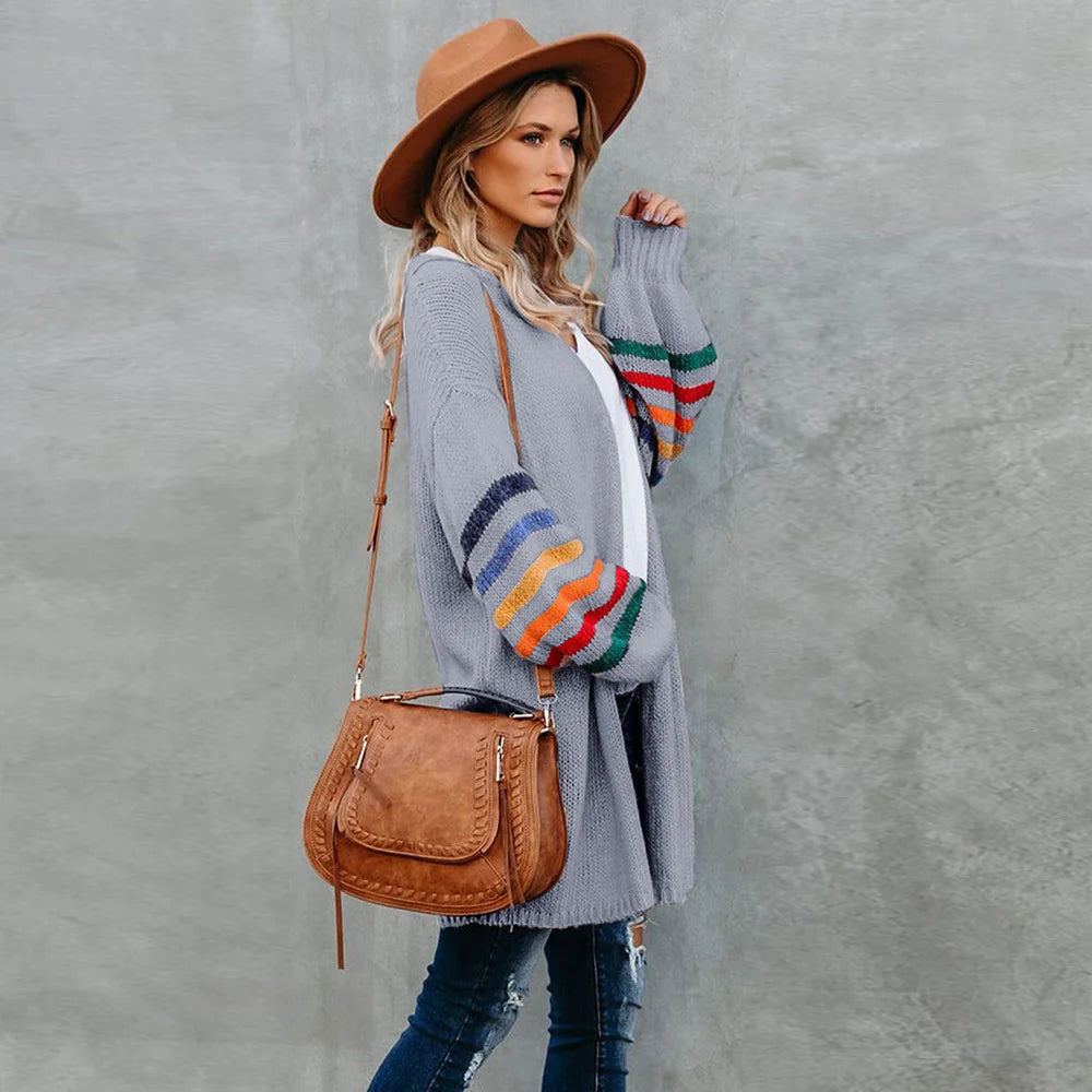 006 - Damen Strickmantel – Warm & Urban