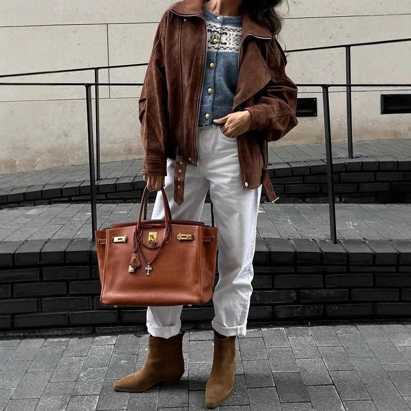 102 - Damen Jacke Mit Zipper & Revers — Modernes Design