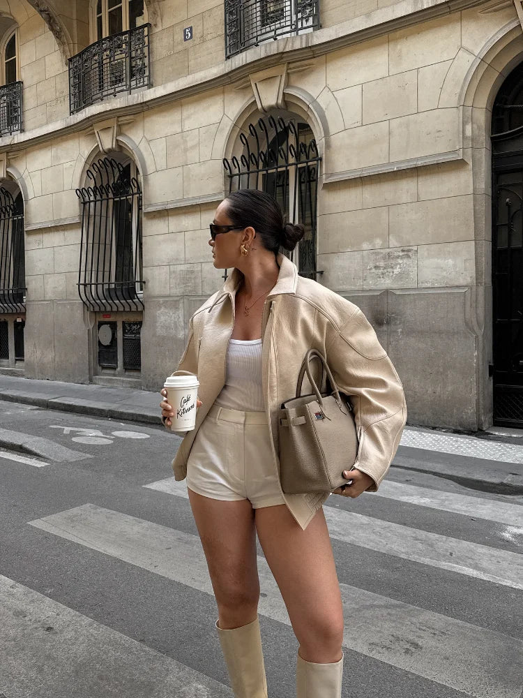 068 - Kunstlederjacke Damen – Kurz & Modern