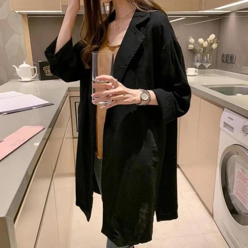 002 - Leichter Damen-Trenchcoat – Modern & Elegant