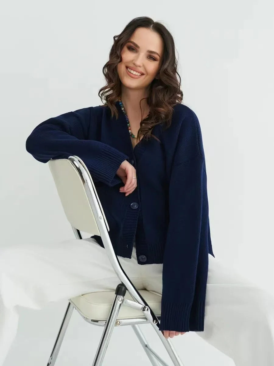 120 - V-Ausschnitt Strickcardigan Damen