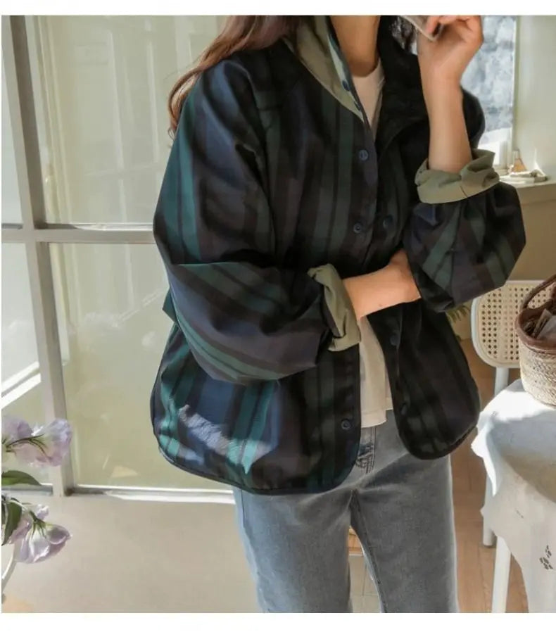 017 - Reversible Kurzjacke Damen – Elegant & Modern