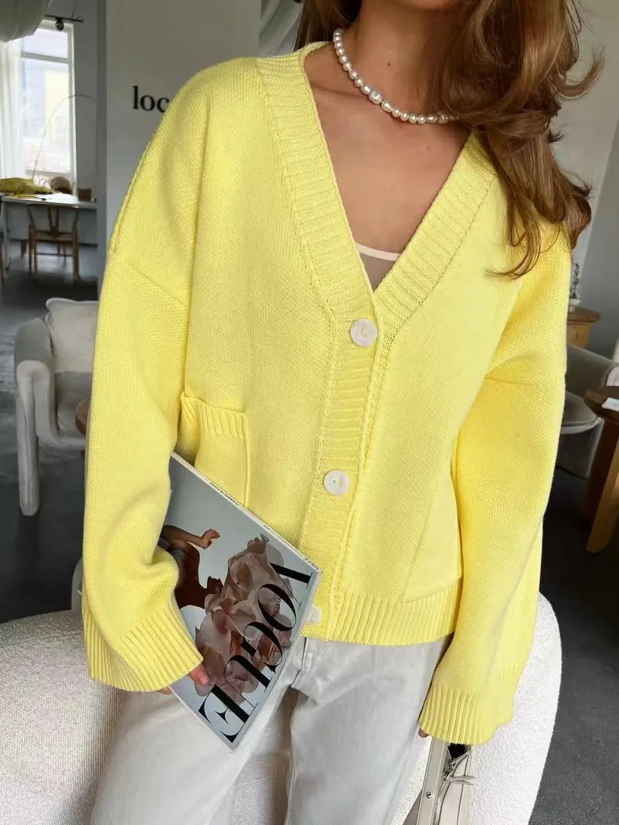 120 - V-Ausschnitt Strickcardigan Damen