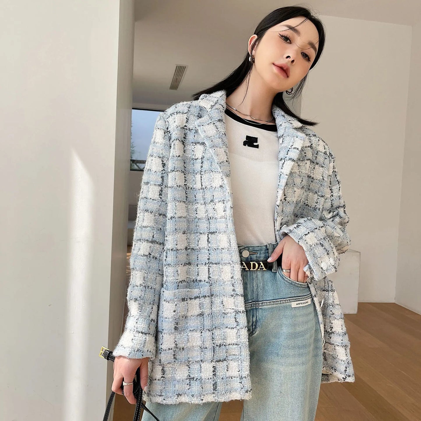 021 - Tweedmantel Damen – Kariert & Elegant