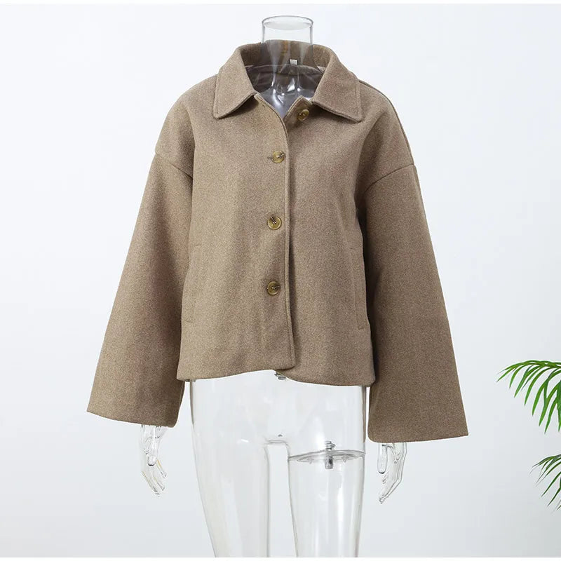 061 - Wolljacke Damen – Elegant & Modern