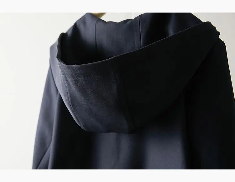 029 - Kurze Windjacke Damen – Mit Kapuze