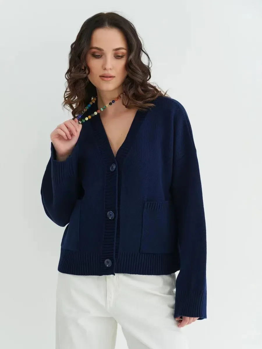 011 - Strickcardigan Damen – Elegant & Warm