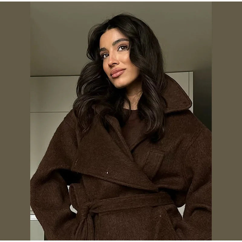 084 - Wollmantel Damen mit Bindegürtel