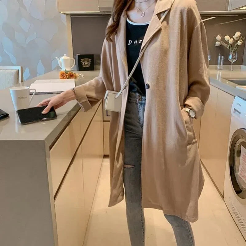 002 - Leichter Damen-Trenchcoat – Modern & Elegant