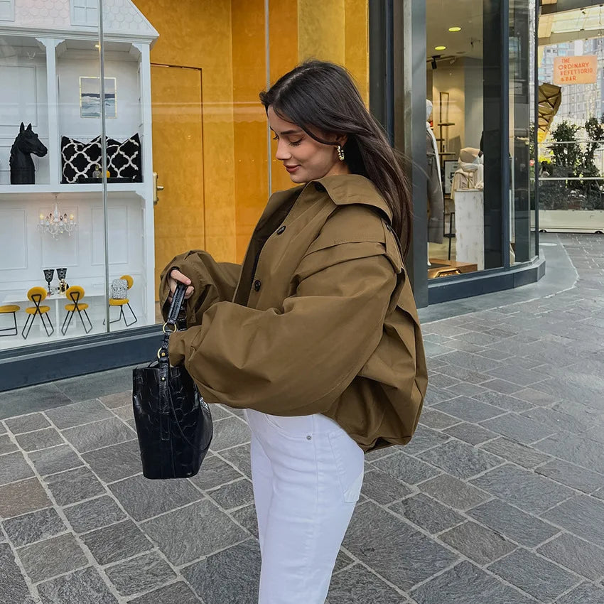 114 - Damen Kurzer Trenchcoat Mit Revers & Knopfverschluss