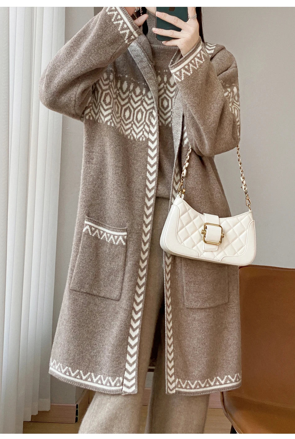 141 - Woll Cardigan Damen Lang Mit Kapuze