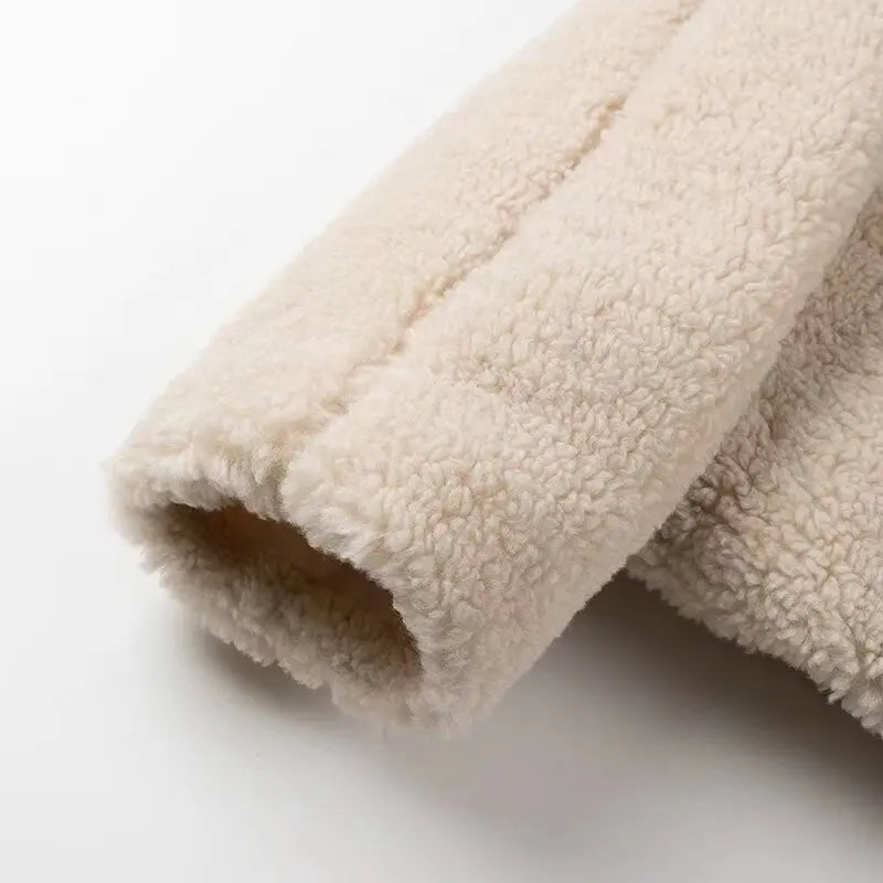 032 - Teddy Mantel Damen – Warm & Elegant