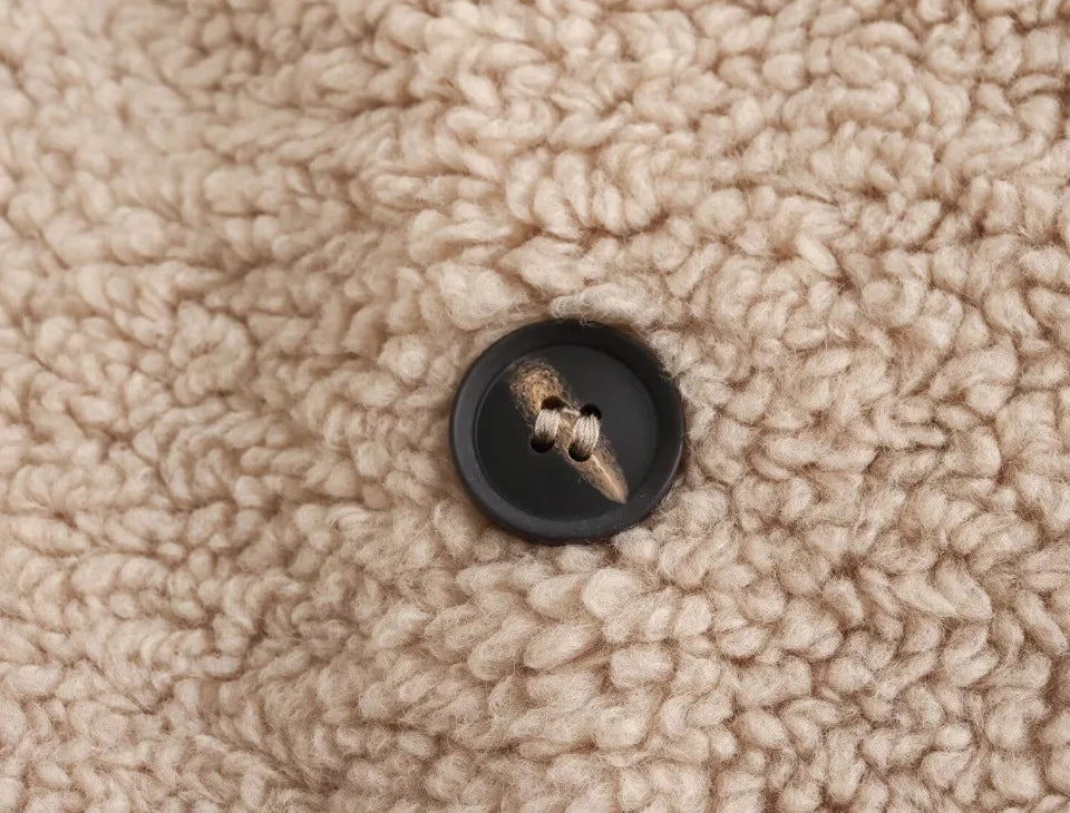 134 - Damen Wollmantel Lang mit Revers – Elegant & Modern