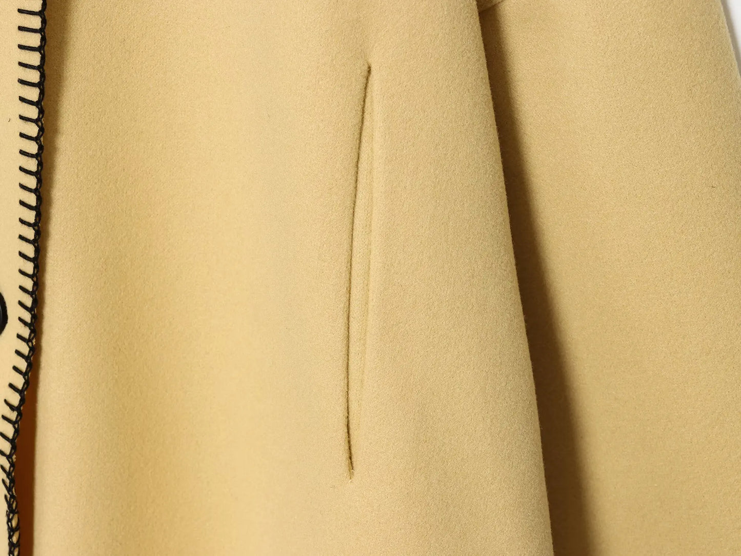 082 - Damen Mantel mit hohem Kragen – Eleganter Casual Style