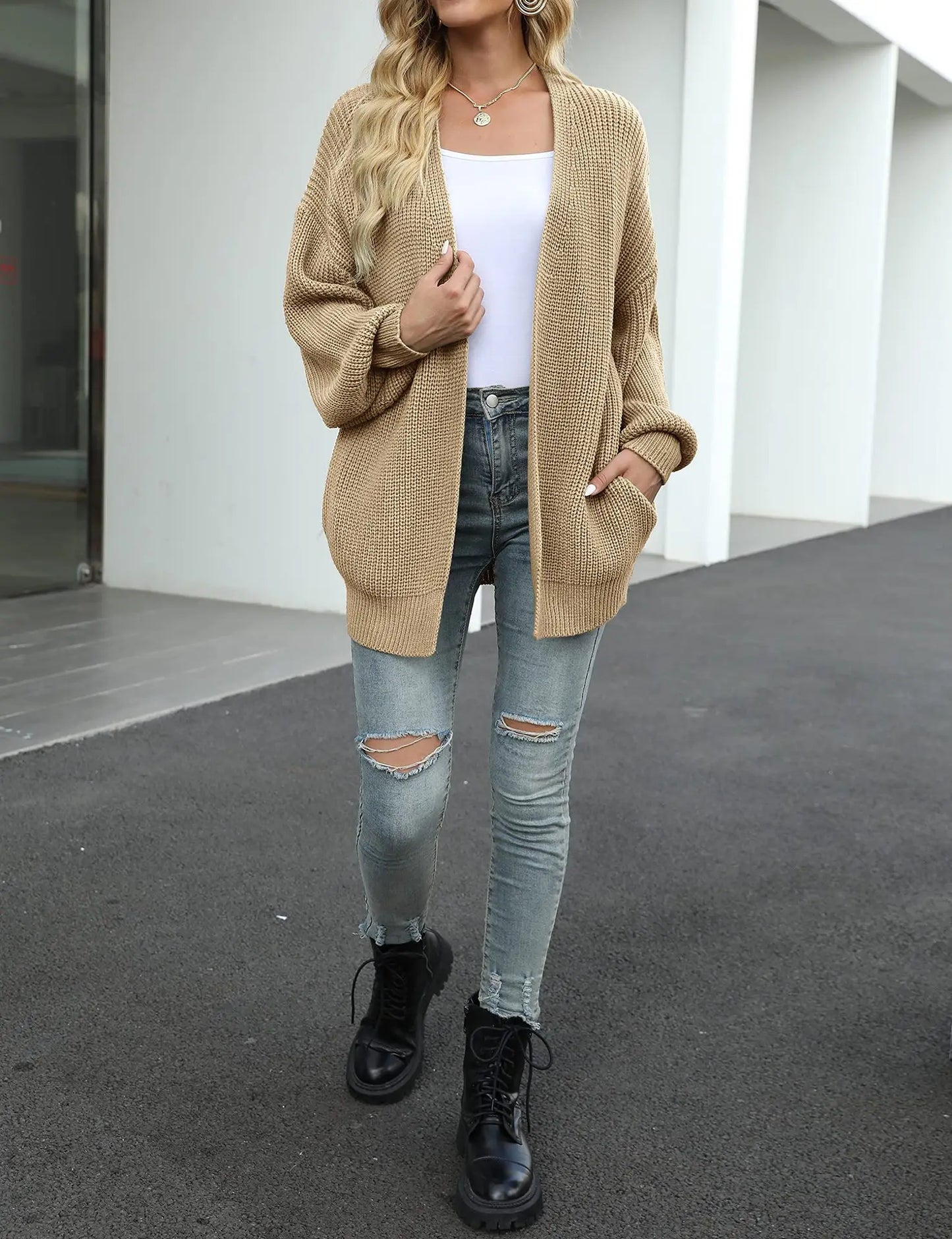 064 - Strick-Cardigan Damen – Warm & Modern