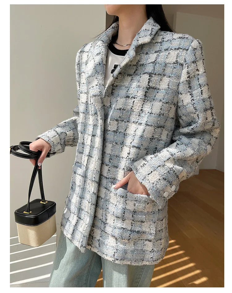 021 - Tweedmantel Damen – Kariert & Elegant