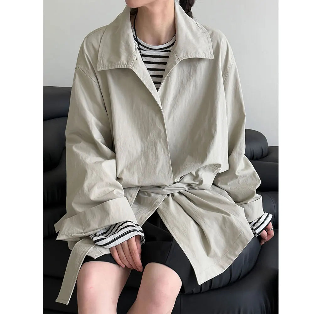 013 - Damen Trenchcoat – Leicht & Modern