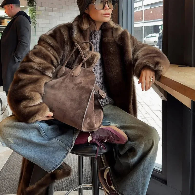 060 - Kunstpelz Langmantel Damen – Elegant & Warm