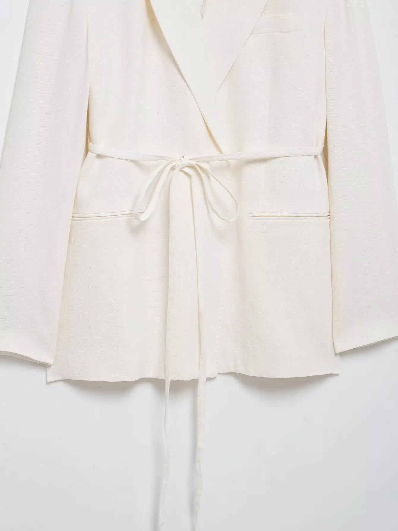 112 - Damen Blazer Mit Spitze-Up & Reverskragen