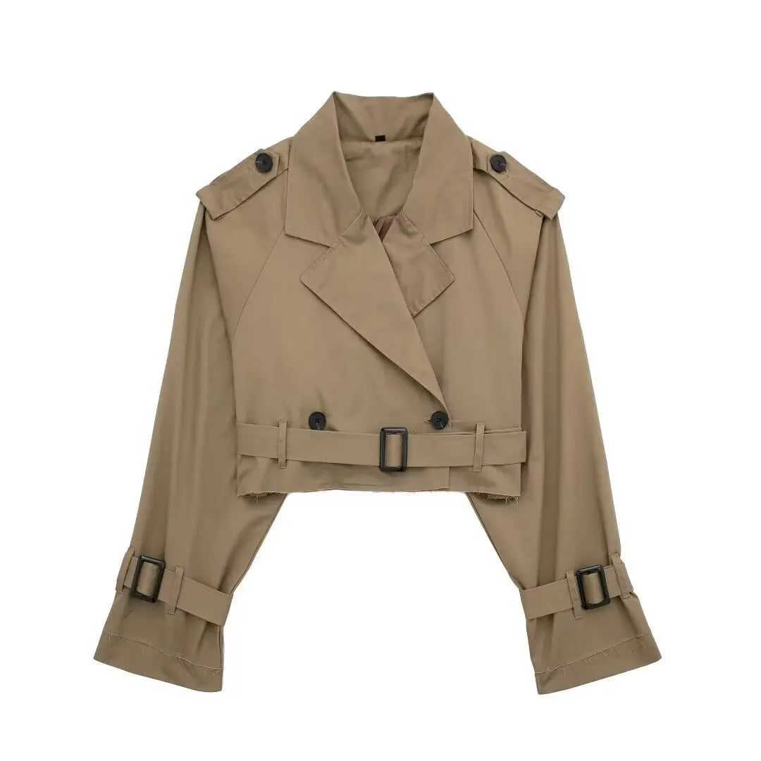 010 - Kurzer Trenchcoat Damen – Modern & Elegant