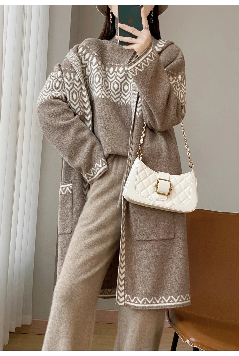 141 - Woll Cardigan Damen Lang Mit Kapuze