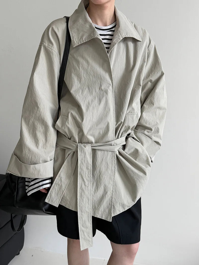 013 - Damen Trenchcoat – Leicht & Modern