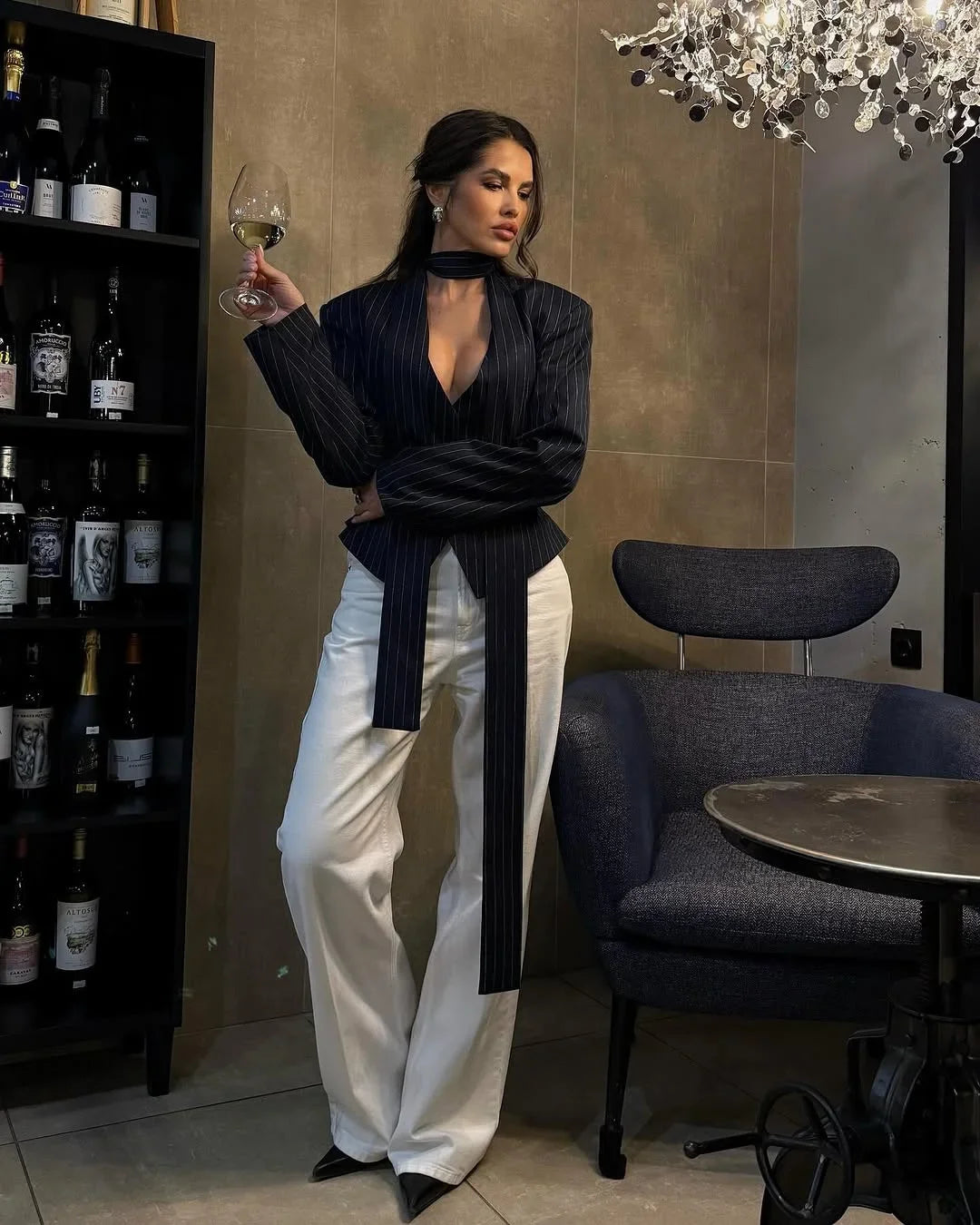 019 - Gestreifter Blazer Damen – Modern & Elegant