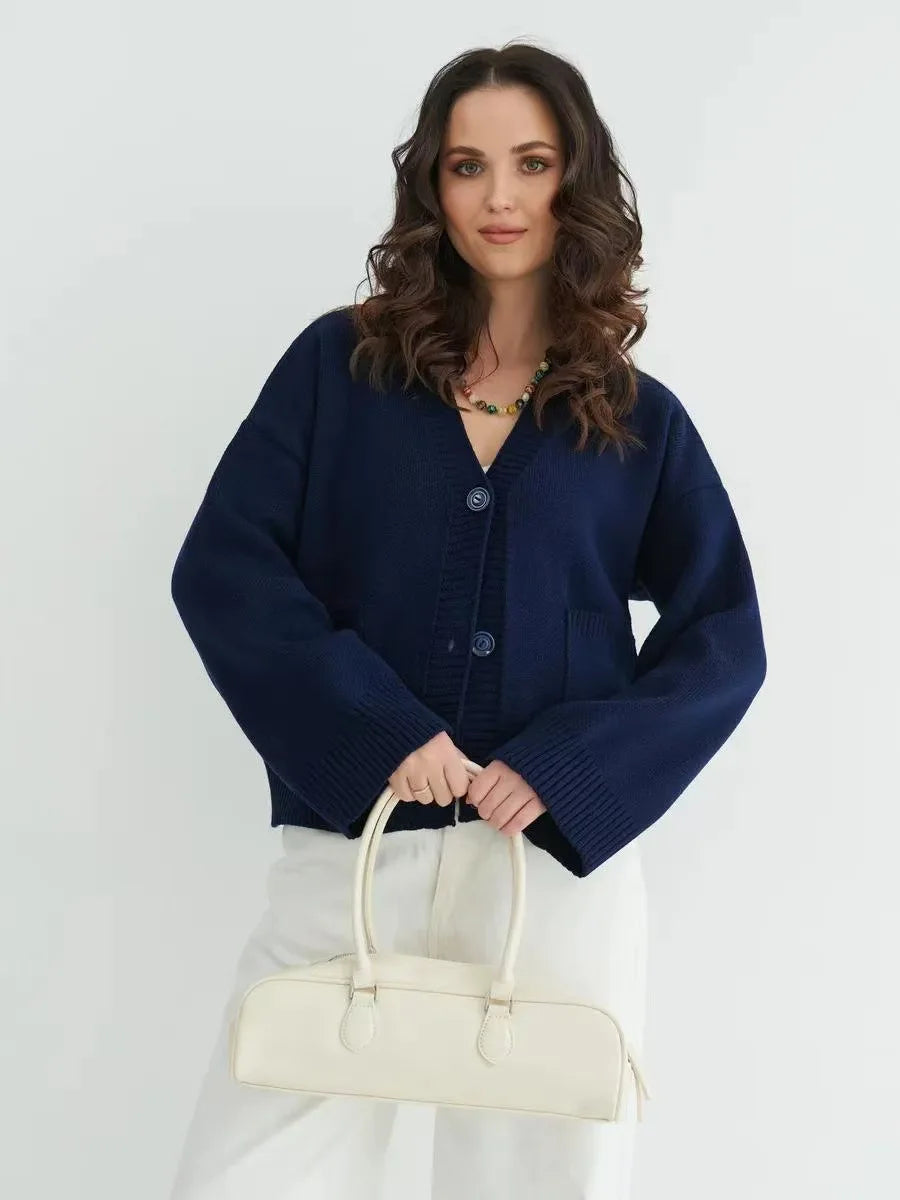 011 - Strickcardigan Damen – Elegant & Warm