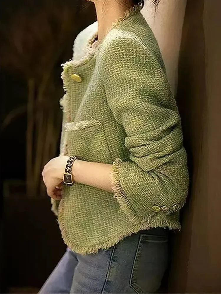 076 - Tweed Rundhalsjacke — Elegant & Casual