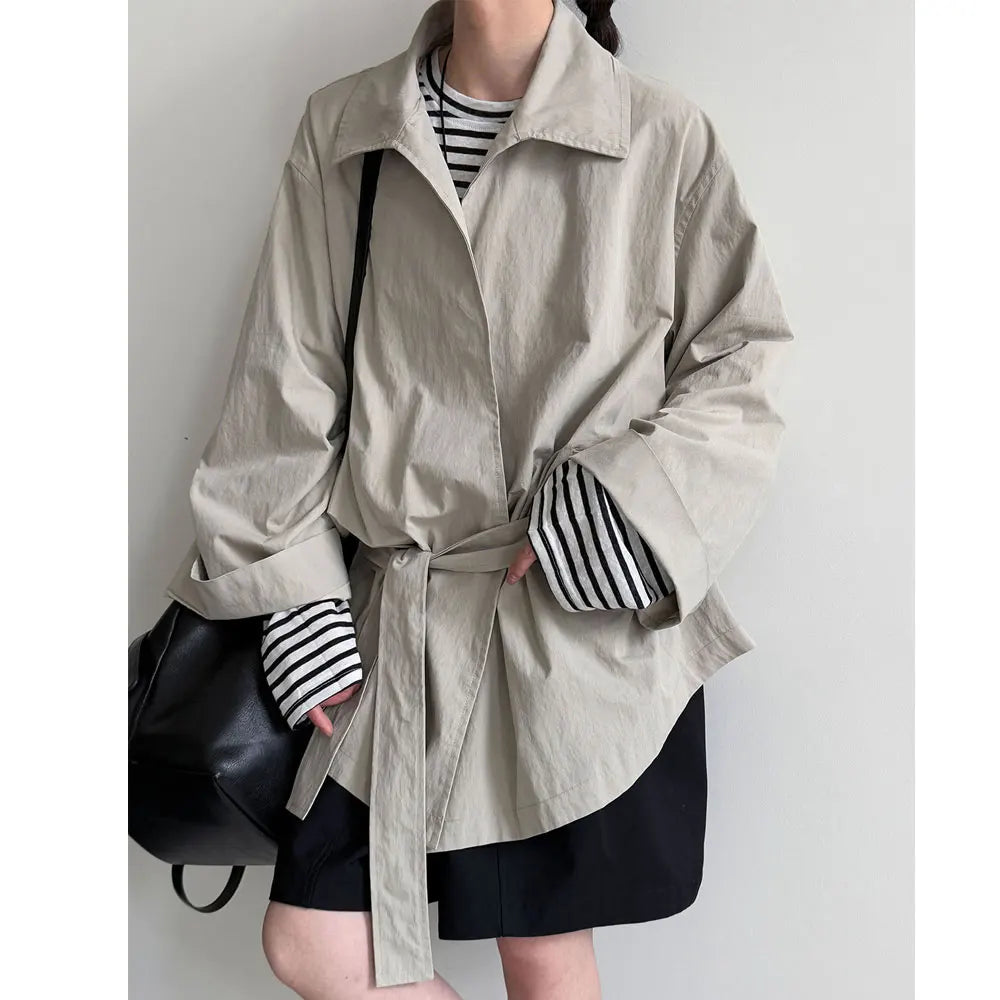 013 - Damen Trenchcoat – Leicht & Modern