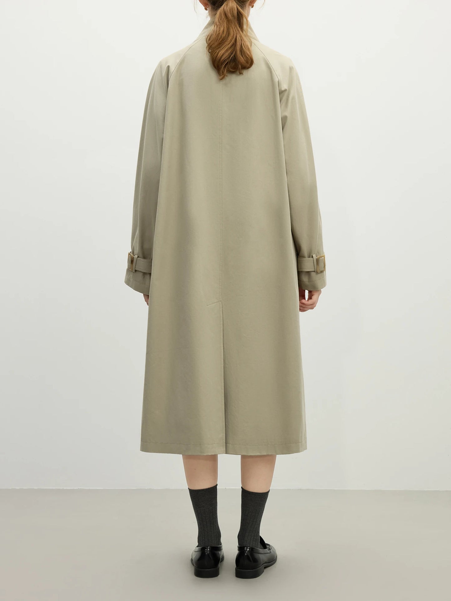 024 - Trenchcoat Damen – Modern & Stehkragen-Design