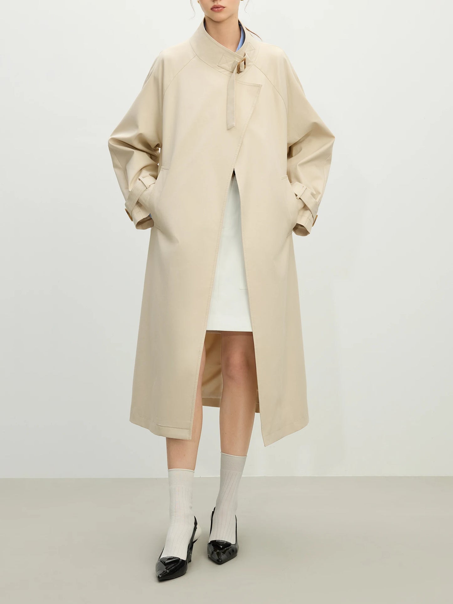 024 - Trenchcoat Damen – Modern & Stehkragen-Design